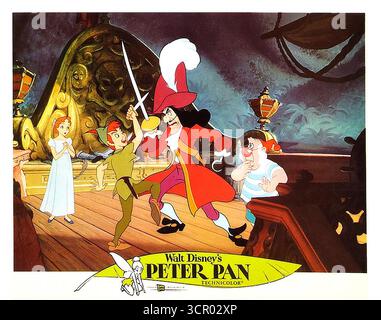 1969 Walt Disney's Peter Pan (1953) Wiederveröffentlichung der Lobbykarte, Peter Pan und Captain Hook Duell Stockfoto