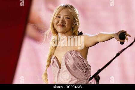 New York City, USA. September 2025. Rosé of Blackpink tritt beim Global Citizen Festival 2025 im Central Park, Great Lawn am 27. September 2025 in New York City auf. Foto: Jeremy Smith/imageSPACE Credit: Imagespace/Alamy Live News Stockfoto