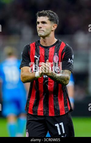 Mailand, Italien. September 2025. Christian Pulisic vom AC Mailand Gesten während des Serie A Enilive Spiels zwischen dem AC Mailand und dem SSC Napoli im Stadio Giuseppe Meazza am 28. September 2025 in Mailand. Quelle: Giuseppe Maffia/Alamy Live News Stockfoto
