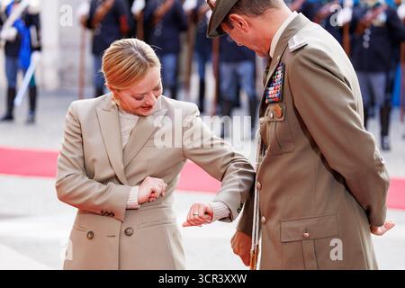 Rom, Italien. September 2025. Roma, Italien. September 2025. La presidente del Consiglio Giorgia Meloni a Palazzo Chigi in Occasione dellÕincontro con il presidente della Repubblica della Guinea Bissau Umaro Sissoco Embal-, Roma, Luned“ 29 Settembre 2025 (Foto Roberto Monaldo/LaPresse) Premier Giorgia Meloni im Chigi-Palast anlässlich des Treffens mit dem Präsidenten der Republik Guinea-Bissau Umaro Sissoco Sissoco Sissoco Sissoco Sissoco, Montag/Laberdo Presse (Foto: Monabo, Monalamo Presse, 29. September 2025) Stockfoto
