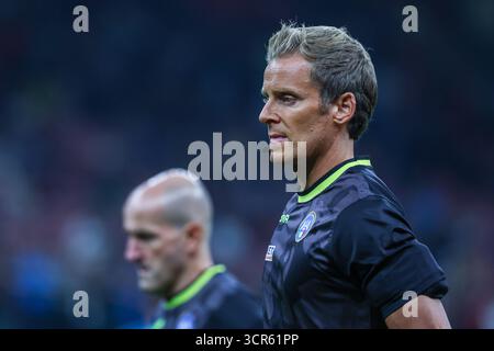 Mailand, Italien. September 2025. Schiedsrichter Daniele Chiffi sieht sich beim Fußballspiel der Serie A 2025/26 zwischen dem AC Mailand und dem SSC Napoli im San Siro Stadion an. FINAL SCOREMilan 2 | 1 Neapel (Foto: Fabrizio Carabelli/SOPA Images/SIPA USA) Credit: SIPA USA/Alamy Live News Stockfoto