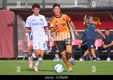 Rom, Italien. September 2025. Tommaso Marchetti (AS Roma) während des Spiels der Primavera 1 Italienischen Fußball-Meisterschaft zwischen Roma und Frosinone im Centro Fulvio Bernardini am 29. September 2025 in Trigoria - Rom, Italien Credit: Roberto Bettacchi Photography/Alamy Live News Stockfoto