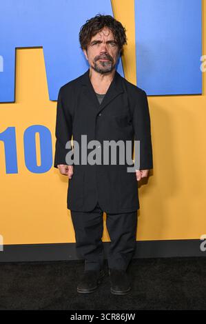 Hollywood, USA. September 2025. Peter Dinklage kam am 29. September 2025 zur Premiere von „Roofman“ Los Angeles im Paramount Theatre in Hollywood, CA. © LISA OConnor/AFF-USA.com Credit: AFF/Alamy Live News Stockfoto