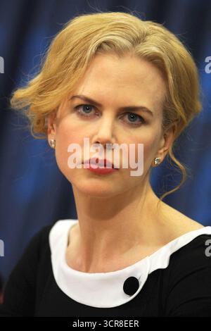 Manhattan, Vereinigte Staaten Von Amerika. November 2008. NEW YORK – 22. NOVEMBER: UNIFEM Goodwill Botschafterin der australischen Schauspielerin Nicole Kidman wird auf einer Pressekonferenz die Ergebnisse der Kampagne „Sag Nein zu Gewalt gegen Frauen“, einer internetbasierten Petition, am 25. November 2008 im Hauptquartier der Vereinten Nationen in New York bekanntgeben. UNIFEM ist der Frauenfonds bei den Vereinten Nationen, der die Menschenrechte von Frauen und die Gleichstellung von Frauen in über 100 Ländern fördert. Menschen: Nicole Kidman Credit: Storms Media Group/Alamy Live News Stockfoto