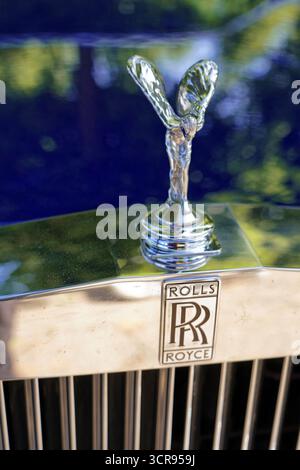 Oldtimer Classic, Gala International Concours d'Elegance Schwetzingen 2025, Deutschland, Europa, Kühlermaskottchen auf einem Rolls-Royce, glänzend und luxuriös Stockfoto