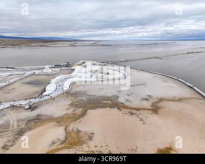 Luftaufnahmen des Salzsees Chaka in der Präfektur Haixi, Provinz Qinghai Stockfoto