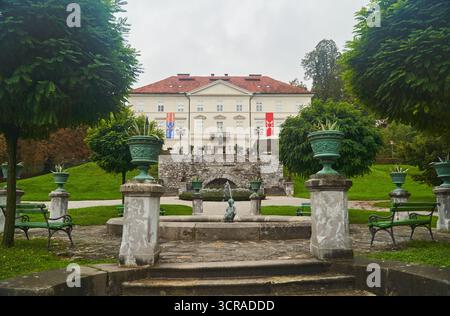 Ljubljana, Slowenien - 10. Oktober 2022: Gebäude des Internationalen Zentrums für Grafik in Ljubljana Stockfoto