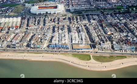 Ein Luftbild von Blackpool South Promenade, Nordwesten der Fylde Coast, Nordengland, Großbritannien Stockfoto