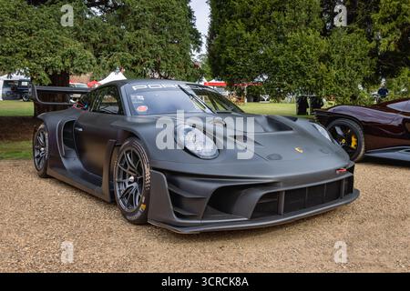 2025 Porsche 911 GT3 R Rennsport, Concours of Elegance 2025, Hampton Court Palace, London, UK Stockfoto