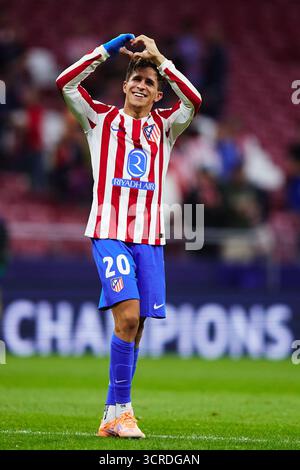 MADRID, SPANIEN - SEPTEMBER 30: Giuliano Simeone von Atletico de Madrid während des Spiels der UEFA Champions League 2025/26 Phase MD2 zwischen Atletico de Madrid und Eintracht Frankfurt am 30. September 2025 in Madrid. (Foto: QSP) Guthaben: QSP/Alamy Live News Stockfoto