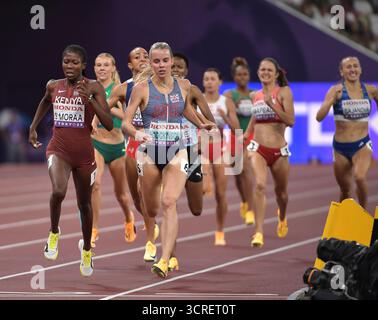 Sarah aus Kenia und Keely Hodgkinson aus Großbritannien und NI traten im 800-m-Halbfinale der Frauen bei der Leichtathletik-Weltmeisterschaft Tokio 2025 AT an Stockfoto