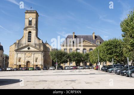 Kirche Saint-Dagobert, ehemaliges Rathaus, historisches Denkmal, Place Darche, Paradeplatz, Longwy, Departement Meurthe-et-Moselle, Grand Est, Fran Stockfoto