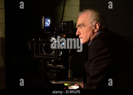 Mr. Scorsese (2025) Mini-Serie von Rebecca Miller mit Martin Scorsese, Leonardo DiCaprio und Robert de Niro. Ein fünfteiliger Dokumentarfilm, der Martin Scorsese's Leben, bahnbrechende Filme und Auswirkungen auf das Kino untersucht, mit exklusiven Interviews und noch nie gesehenem Archivmaterial. NUR FÜR REDAKTIONELLE ZWECKE von Werbefotos. Quelle: BFA / Melinda Sue Gordon / Apple TV+ Stockfoto
