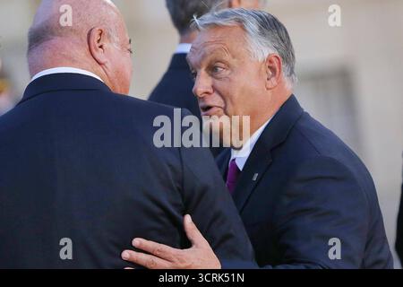 Kopenhagen, Dänemark, 01.10.2025: Schloss Amalienborg: Abendessen für Vertreter Europäische politische Gemeinschaft EPG: Bundeskanzler von Österreich Christian Stocker und Ministerpräsident von Ungarn Viktor Orbán *** Kopenhagen, Dänemark, 01 10 2025 Schloss Amalienborg Abendessen für Vertreter der Europäischen Politischen Gemeinschaft EPG Bundeskanzler von Österreich Christian Stocker und ungarischer Premierminister Viktor Orbán Copyright: XdtsxNachrichtenagenturx dts 85964 Stockfoto