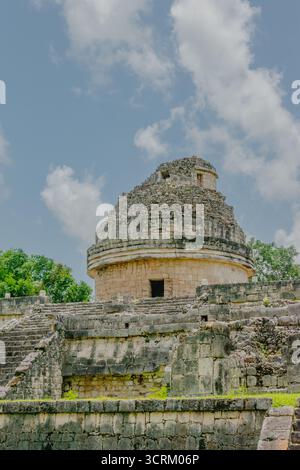 Hochsommersonne in Chichen itza Stockfoto