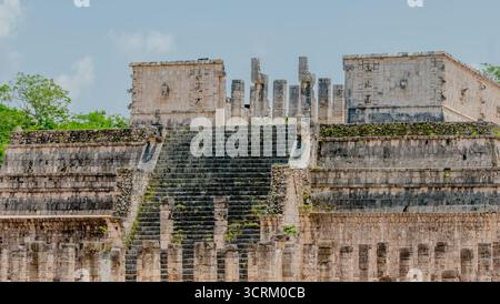 Hochsommersonne in Chichen itza Stockfoto