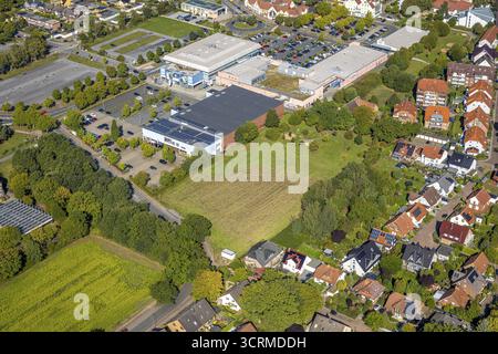 Luftaufnahme, Westpress Arena, Beta Finanz Eissportarena Hamm, Lidl Supermarkt, Uentrop, Hamm, Ruhrgebiet, Nordrhein-Westfalen, Deutschland, DE, Shoppin Stockfoto