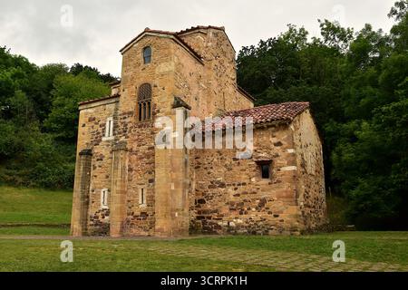 Die Kirche San Miguel de Lillo bei Oviedo in Asturien Stockfoto