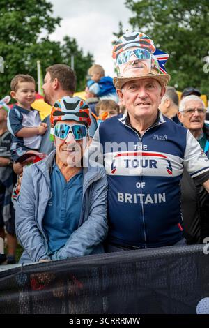 Pontypool, UK SEPTEMBER 06: Fans von Geraint Thomas von GB und Team INEOS Grenadiers vor der 21. Tour of Britain 2025, Stage 5 Pontypool to the Tumble Stockfoto