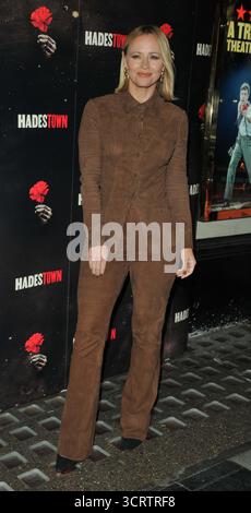 London, Großbritannien. Oktober 2025. Kimberley Walsh bei der Musical Gala Night „HadesTown“, Lyric Theatre, Shaftesbury Avenue, am Mittwoch, den 1. Oktober 2025 in London, England, Großbritannien. CAP/CAN © CAN/Capital Pictures Credit: Capital Pictures/Alamy Live News Stockfoto