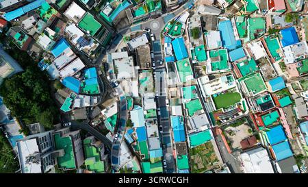 Gamcheon Culture Village in Busan, Südkorea, von oben gesehen Stockfoto