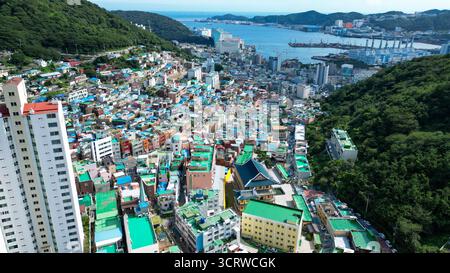 Gamcheon Culture Village in Busan, Südkorea, von oben gesehen Stockfoto