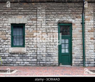 Fenster und Tür mit Rahmen in allen Stilen Stockfoto