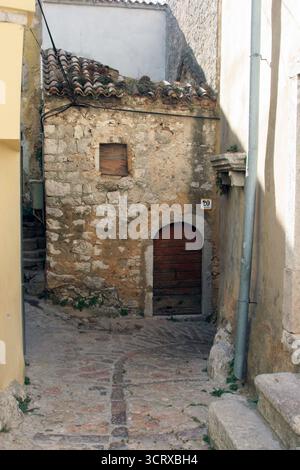 Alte adriatische Stadt Vrbnik Steinstraße, Insel Krk, Kvarner Bucht, Kroatien Stockfoto