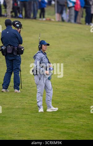 Kingsbarns, Schottland. Oktober 2025. INCI Mehmet von Sky TV während der zweiten Runde der Alfred Dunhill Links Championship. Quelle: Tim Gray/Alamy Live News Stockfoto
