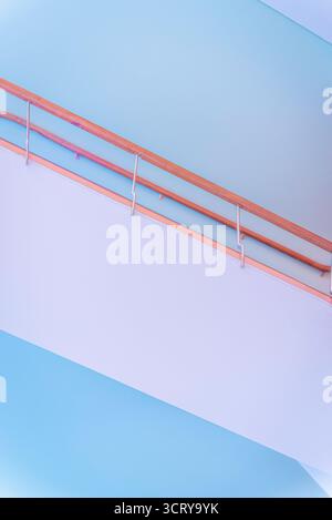 Porto, Portugal - 10. Juli 2025: Das Treppenhaus in Batalha Centro de Cinema von Porto Portugal Stockfoto