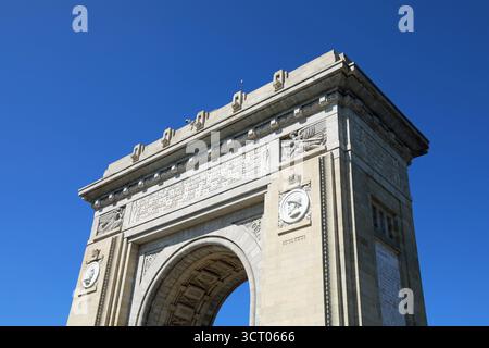 Detail des Triumphbogens in Bukarest Stockfoto