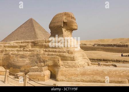 Die Große Sphinx. Ägyptische Sphinx. Das siebte Wunder der Welt. Alten Megalithen Stockfoto
