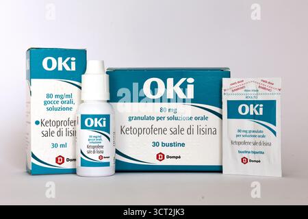 OKI 80 mg Granulat und orale Tropfen – Ketoprofen Lysinsalz von Dompé Farmaceutici. Entzündungshemmendes Arzneimittel zur Schmerzlinderung und Entzündung Stockfoto