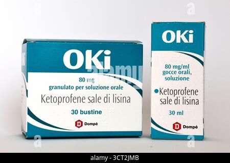 OKI 80 mg Granulat und orale Tropfen – Ketoprofen Lysinsalz von Dompé Farmaceutici. Entzündungshemmendes Arzneimittel zur Schmerzlinderung und Entzündung Stockfoto