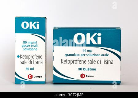 OKI 80 mg Granulat und orale Tropfen – Ketoprofen Lysinsalz von Dompé Farmaceutici. Entzündungshemmendes Arzneimittel zur Schmerzlinderung und Entzündung Stockfoto