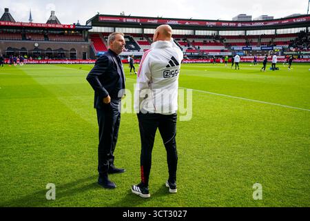 Rotterdam - Trainer Maurice Steijn von Sparta Rotterdam, Assistenztrainer Marcel Keizer vom AFC Ajax Amsterdam während der Achtrunde der Eredivisie Saison 2025/2026. Das Spiel findet am 4. Oktober 2025 in Rotterdam, Niederlande, zwischen Sparta Rotterdam und Ajax in Het Kasteel statt. (VK Sportphoto/Danny de Groot) Stockfoto
