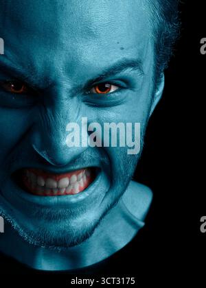 Wut - Wut aus nächster Nähe mit blauer Haut Stockfoto