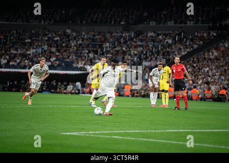 Vinícius Júnior im LaLiga-Spiel gegen Villarreal in Santiago Bernabéu, Madrid, 10/2025 Stockfoto