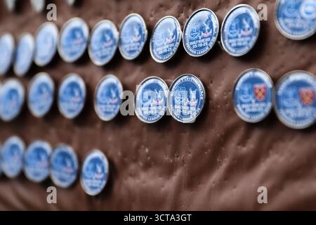 Liverpool, Großbritannien. Oktober 2025. Merchandise zum Verkauf vor dem Spiel der Everton vs Crystal Palace Premier League im Hill Dickinson Stadium, Liverpool. Der Bildnachweis sollte lauten: Gareth Evans/Sportimage Credit: Sportimage Ltd/Alamy Live News Stockfoto