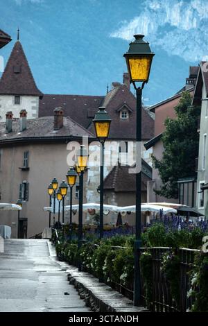 Annecy Frankreich. Szenen rund um Annecy, die Alpenstadt im Südosten Frankreichs. Stockfoto