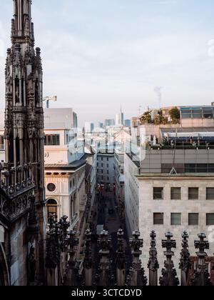 Skyline des Mailänder Geschäftsviertels von der Mailänder Kathedrale Stockfoto