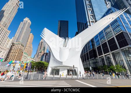 Oculus Transport U-Bahn-Hub in der Nähe des WTC in New York City Stockfoto