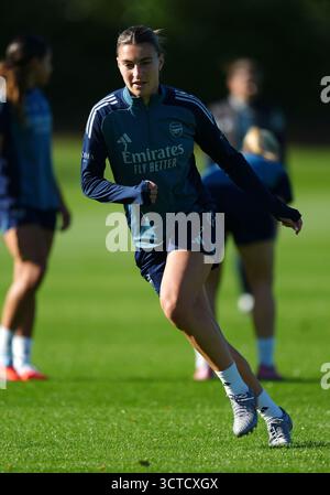 Steph Catley von Arsenal während eines Trainings im Sobha Realty Training Centre, London Colney. Bilddatum: Montag, 6. Oktober 2025. Stockfoto
