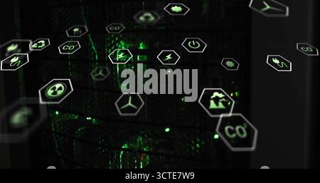 Schwebende Hexadezimalsymbole, die über dem Mesh-Rack des Rechenzentrums liegen, mit grünen LEDs, die leuchten Stockfoto