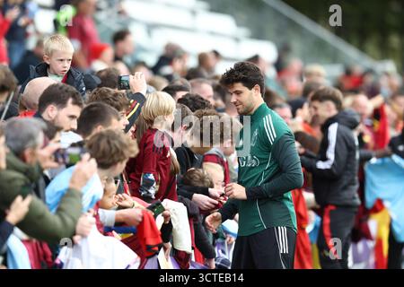 Tubize, Belgien. Oktober 2025. Der belgische Torhüter Senne Lammens wurde während eines offenen Trainings der belgischen Fußballnationalmannschaft Red Devils im Proximus Basecamp in Tubize am Montag, den 6. Oktober 2025, gezeigt. Die Mannschaft bereitet sich auf die Spiele gegen Nordmazedonien (10/10) und Wales (13/10) vor. BELGA PHOTO VIRGINIE LEFOUR Credit: Belga News Agency/Alamy Live News Stockfoto