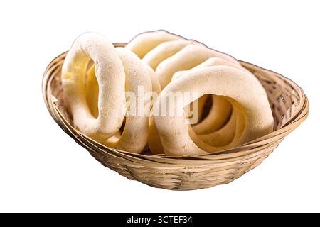 Avoador, auch bekannt als Stärkekekeks, goma Biscuit, Windkekse, peta, Xiringa oder Flying Biscuit, hergestellt aus Maniokstärke, auch bekannt als Maniokstärke. Stockfoto