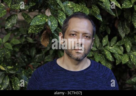 Porträt von Omar El Akkad 09/2025 ©Isabella de Maddalena/opale.Photo Stockfoto