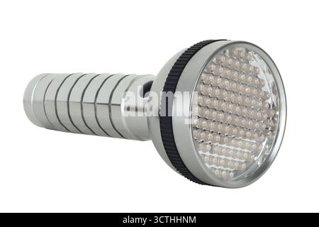 LED-Taschenlampenkopf mit mehreren kleinen Dioden, Aluminiumgehäuse und schwarzem Gummiring, Studio-Nahaufnahme auf weißem Hintergrund zur Hervorhebung moderner tragbarer Beleuchtungstechnologie und robustem Design Stockfoto