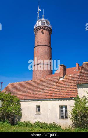 Leuchtturm in Jaroslawiec, kleines Dorf über der Ostsee in Polen Stockfoto