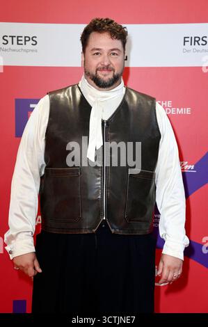 Daniel Zillmann bei der 26. Verleihung der First Steps Awards 2025 im Theater des Westens. Berlin, 06.10.2025 *** Daniel Zillmann bei der 26. Verleihung der First Steps Awards 2025 am Theater des Westens Berlin, 06 10 2025 Foto:Xn.xKubelkax/xFuturexImagex Steps 5114 Stockfoto